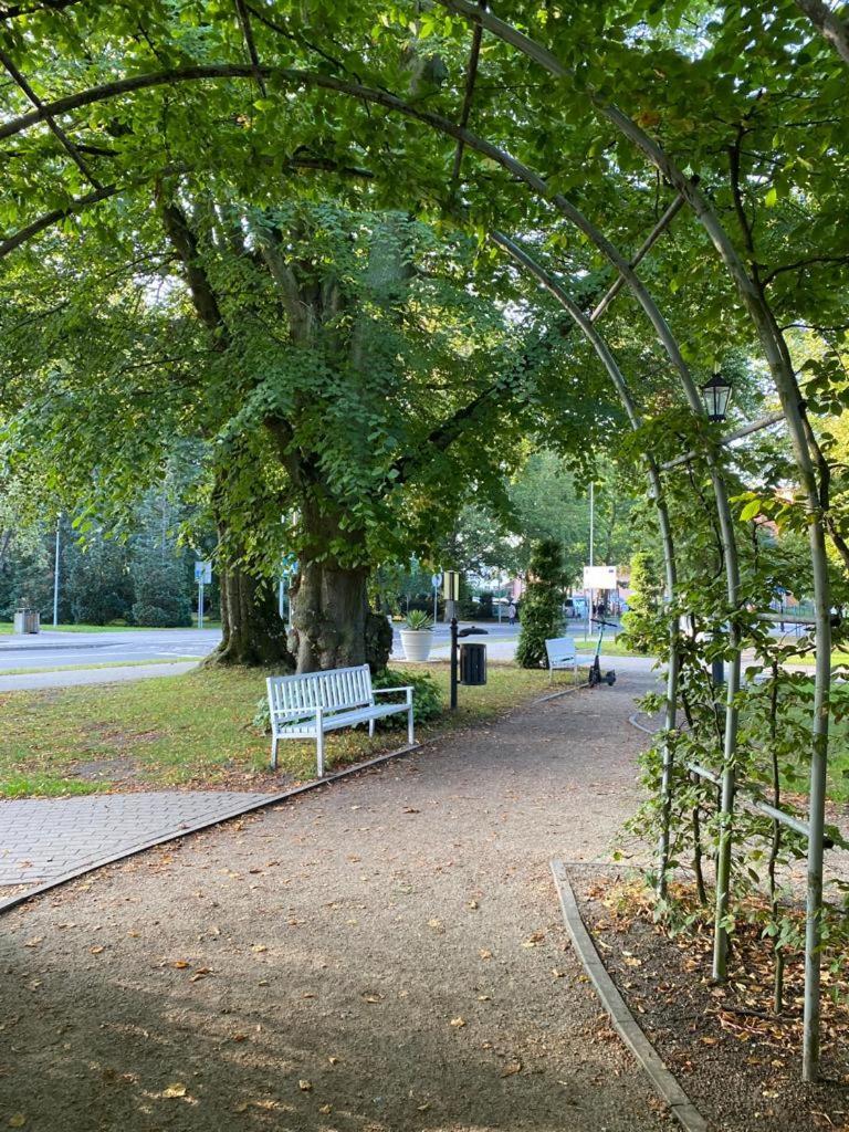 Apartamenty Kapitańskie z miejscem w hali garażowej Kasprowicza 20A Kołobrzeg Zewnętrze zdjęcie